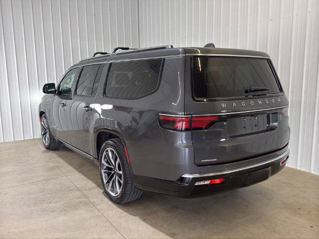 Used 2023 Jeep Wagoneer L Series III w/ Premium Group I AWD/4WD image 14