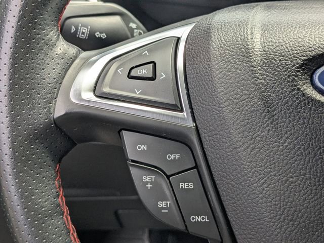 Certified 2021 Ford Edge ST-Line image 23