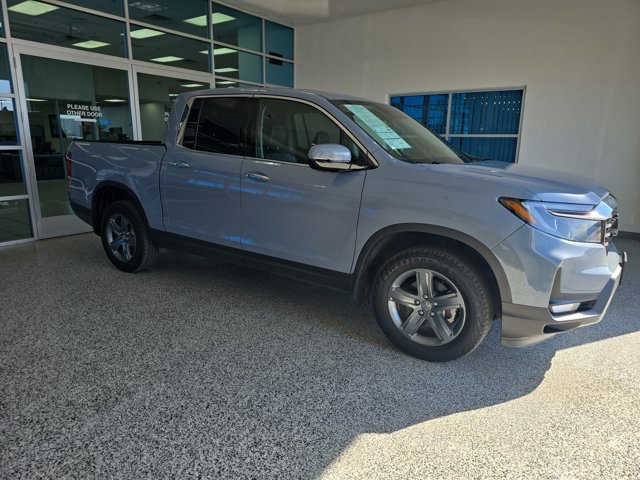 Used 2023 Honda Ridgeline RTL-E image 4