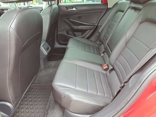 Used 2021 Volkswagen Jetta SEL image 14