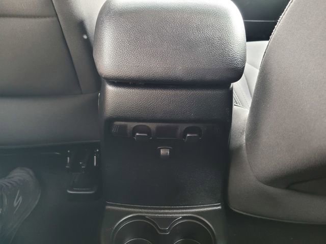 Used 2018 Jeep Wrangler Sport image 14