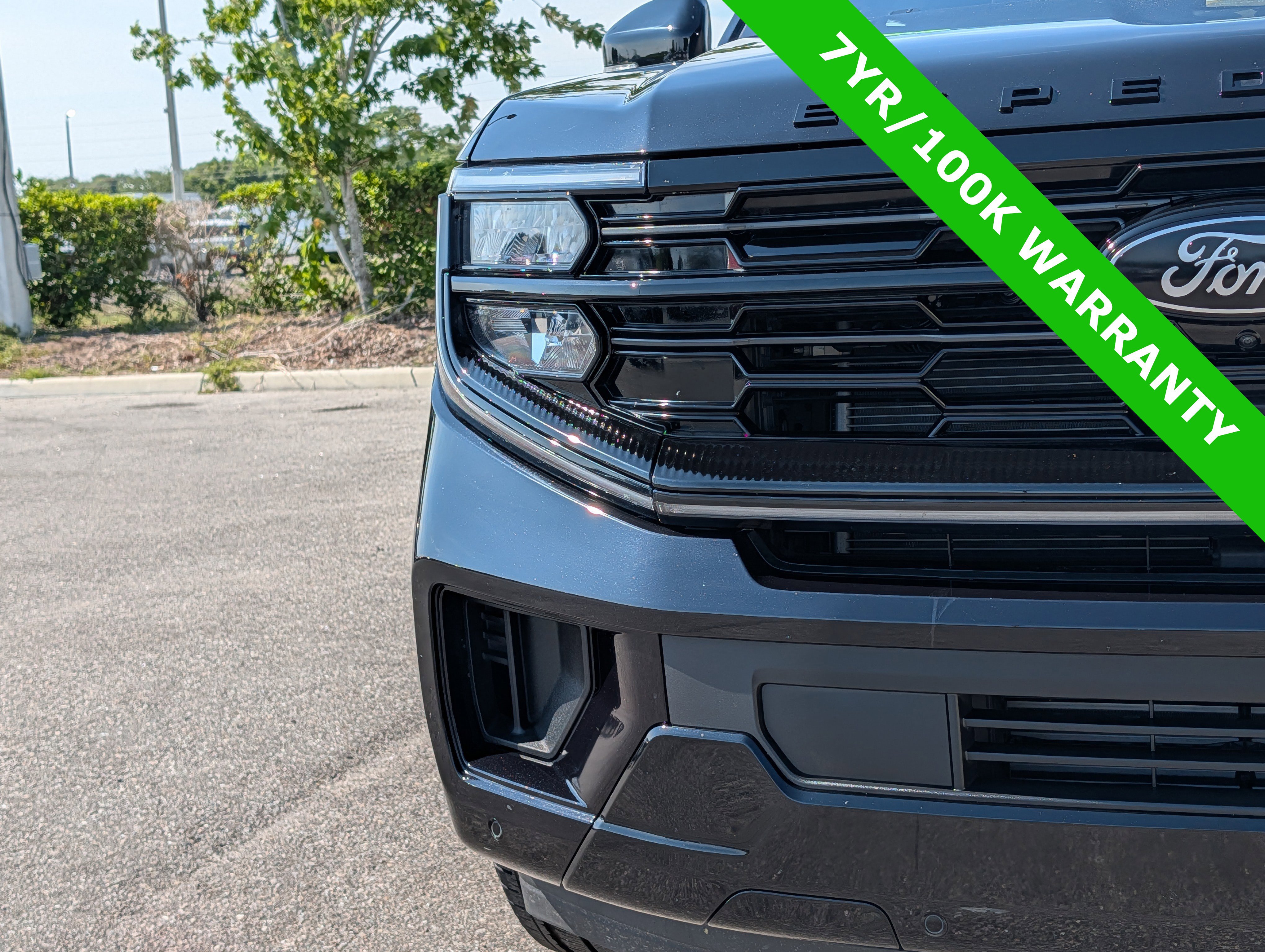 Certified 2025 Ford Expedition Max Platinum w/ Stealth Appearance Package AWD/4WD image 9