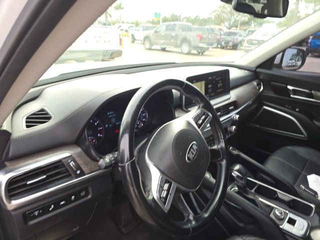 Used 2020 Kia Telluride EX w/ EX Premium Package image 8
