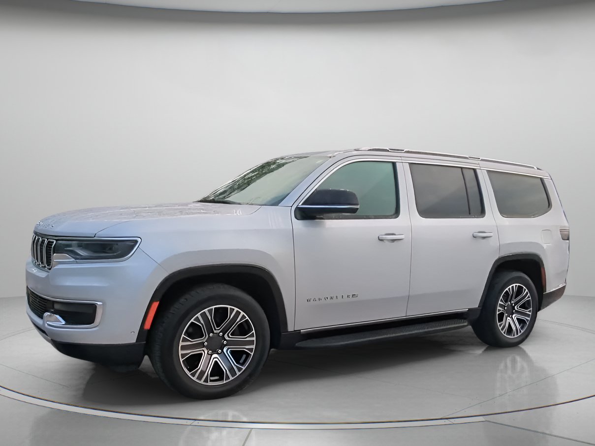 Used 2024 Jeep Wagoneer Series II w/ Flexible Seating Group RWD image 11