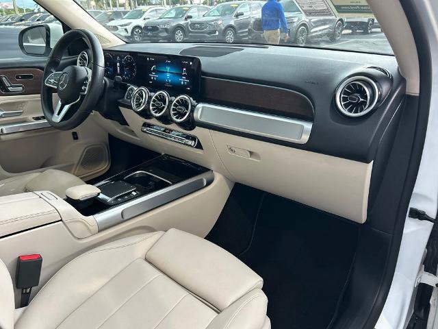 Used 2023 Mercedes-Benz GLB 250 image 40
