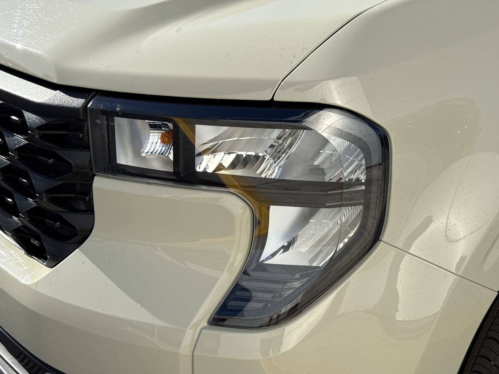 Certified 2025 Ford Maverick XL w/ Equipment Group 102A image 6