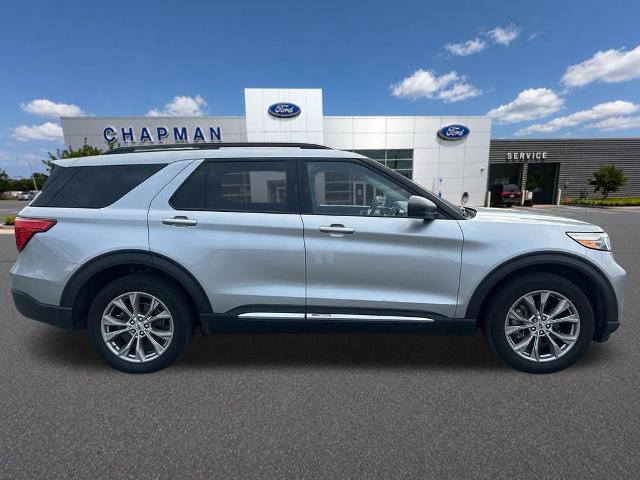 Certified 2022 Ford Explorer XLT w/ Equipment Group 202A AWD/4WD image 4