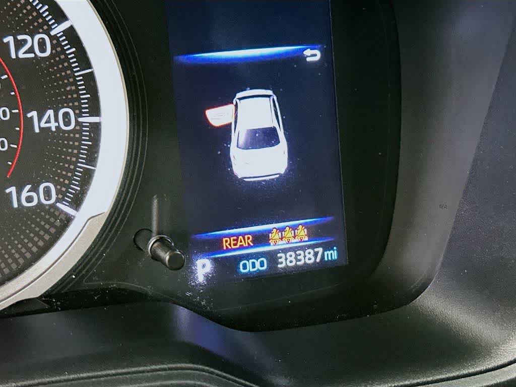 Used 2021 Toyota Corolla SE FWD image 19