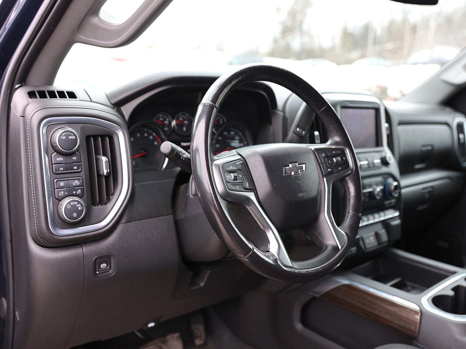 Used 2020 Chevrolet Silverado 1500 RST w/ All-Star Edition image 19