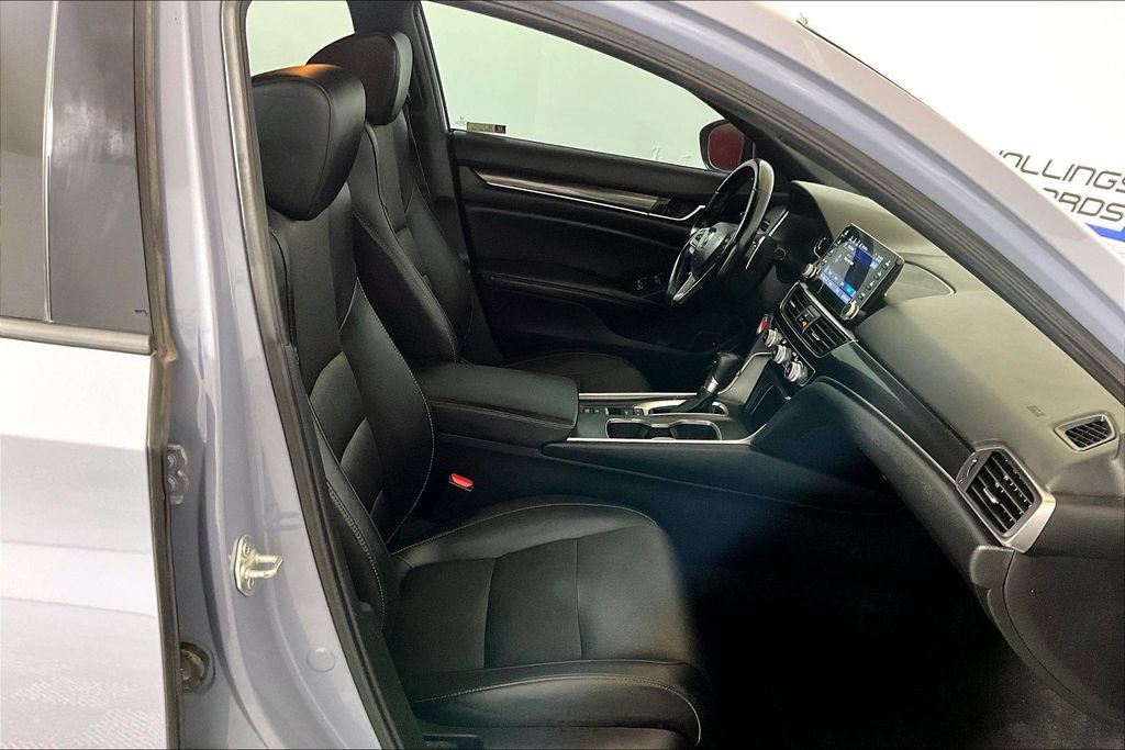 Used 2022 Honda Accord Sport image 6
