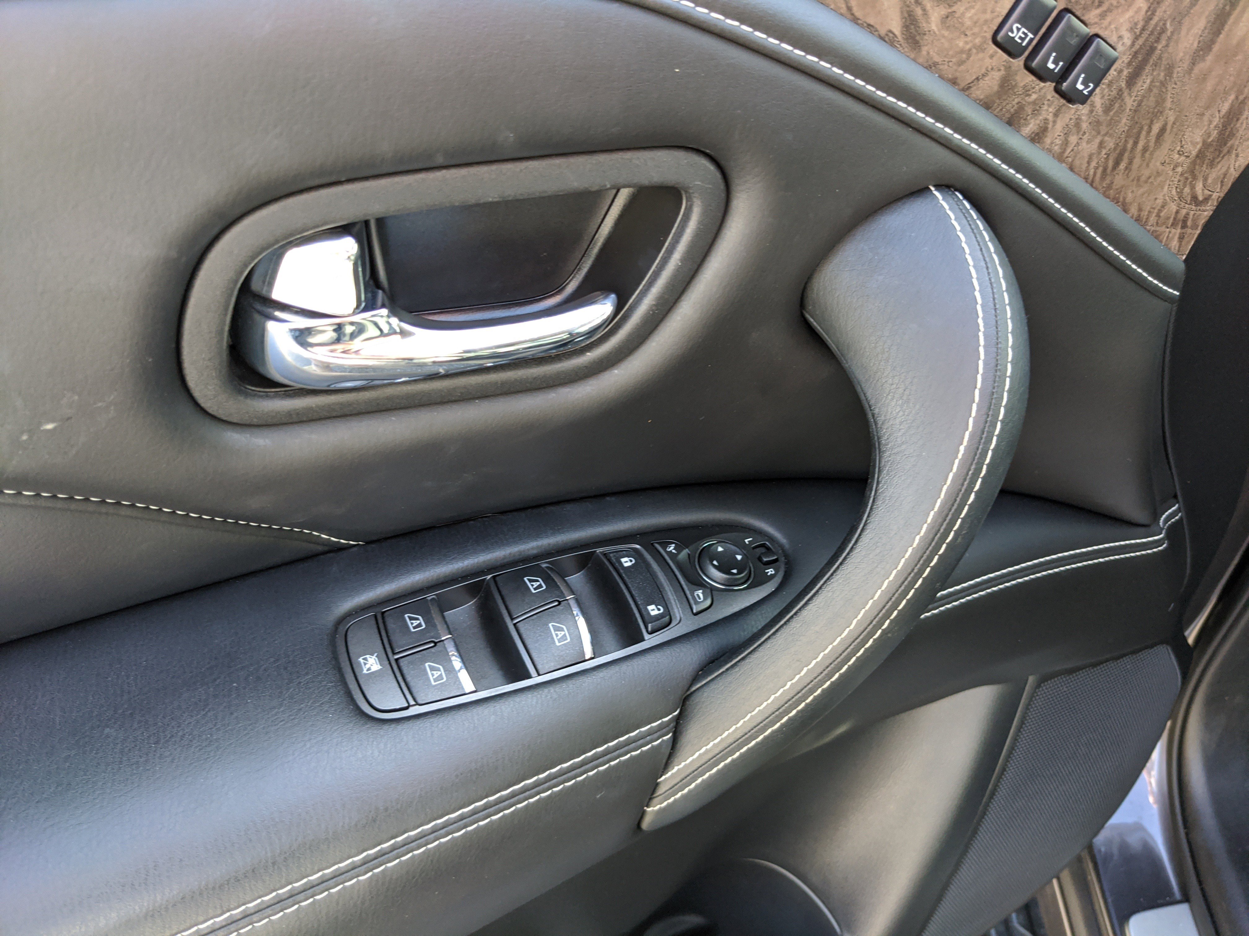 Used 2022 INFINITI QX80 Premium Select w/ Cargo Package image 20