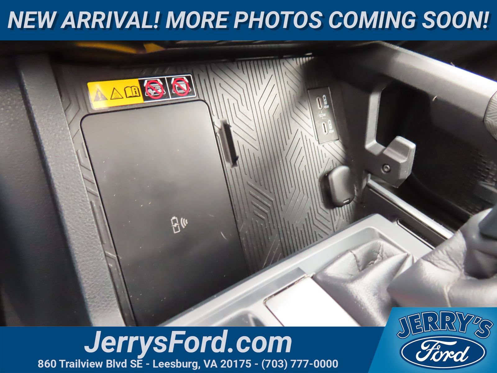 Used 2024 Toyota Tacoma TRD Off-Road w/ TRD Off Road Premium Package AWD/4WD image 28