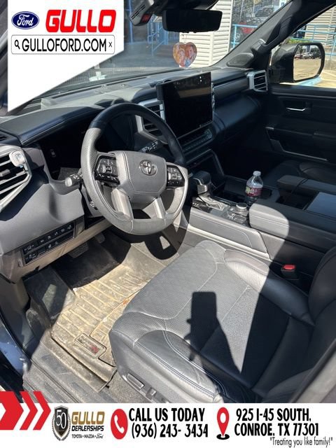 Used 2024 Toyota Sequoia Platinum AWD/4WD image 7