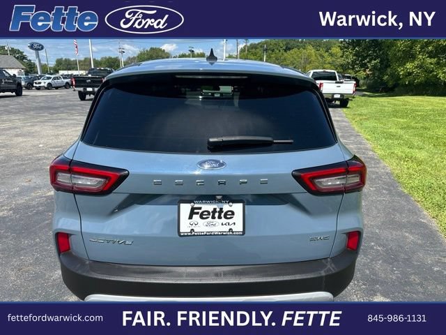 Certified 2025 Ford Escape Active AWD/4WD image 9