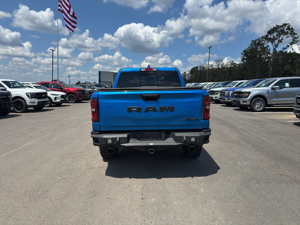 Used 2025 RAM 1500 Warlock AWD/4WD image 6