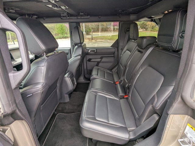 Certified 2025 Ford Bronco Outer Banks AWD/4WD image 32