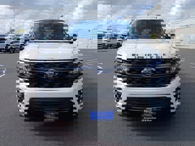 Certified 2024 Ford Expedition Limited image 8