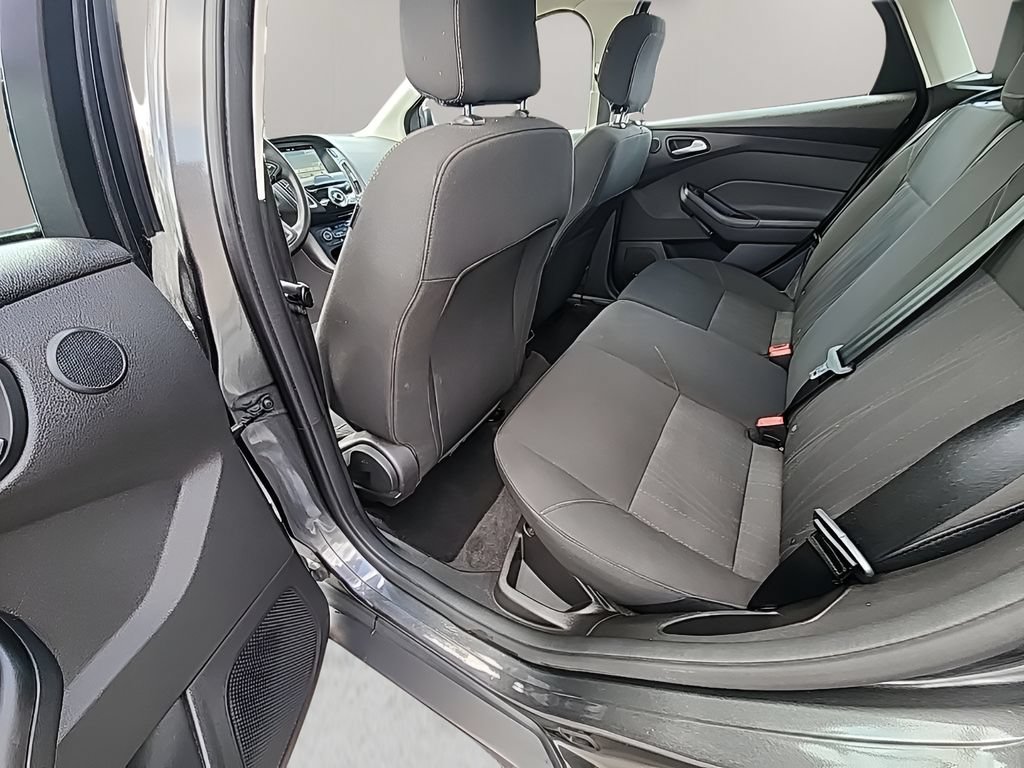 Certified 2018 Ford Focus SEL FWD image 20