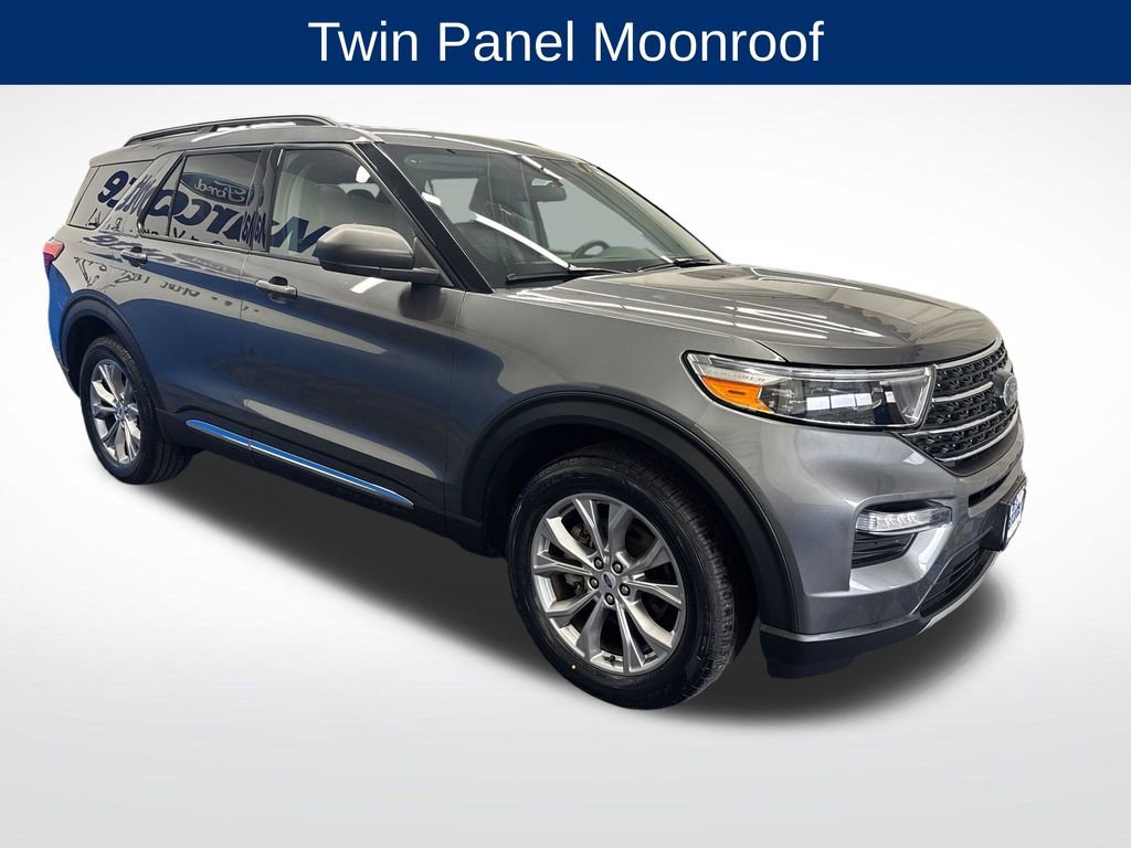 Certified 2023 Ford Explorer XLT w/ Equipment Group 202A AWD/4WD image 8