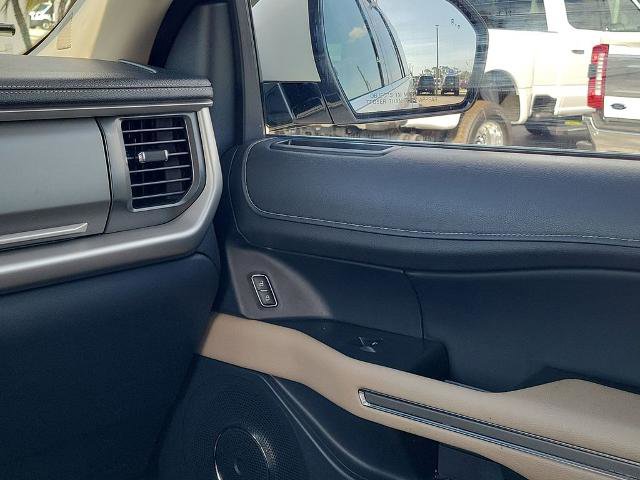 Certified 2023 Ford Expedition XLT RWD image 31