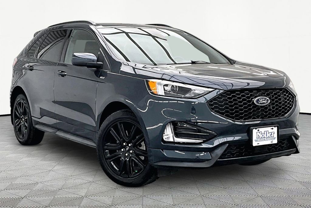 Certified 2023 Ford Edge ST-Line AWD/4WD image 12