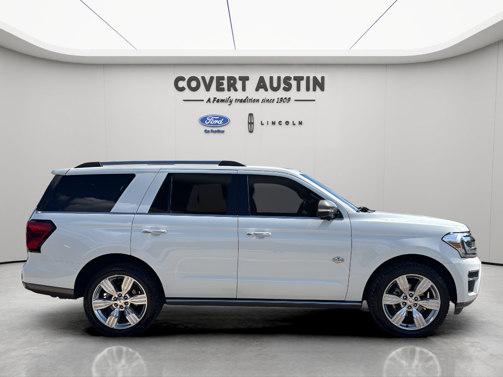 Certified 2024 Ford Expedition King Ranch AWD/4WD image 6