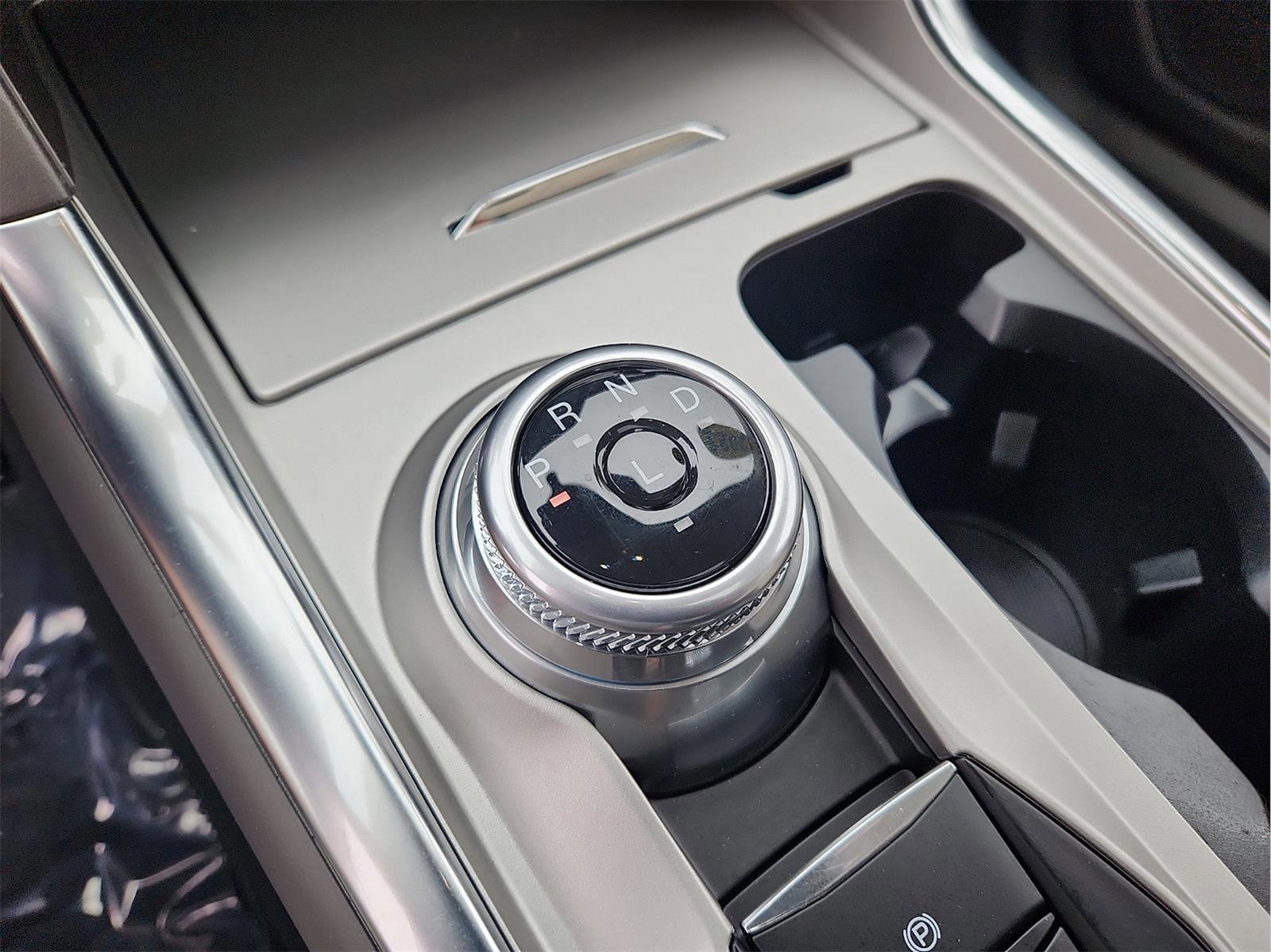 Certified 2023 Ford Explorer Platinum w/ Technology Package image 29