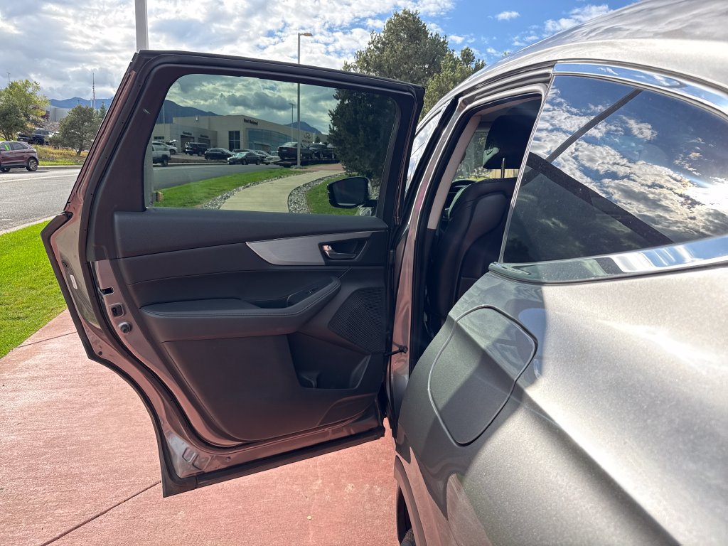 Used 2024 Acura MDX SH-AWD image 19