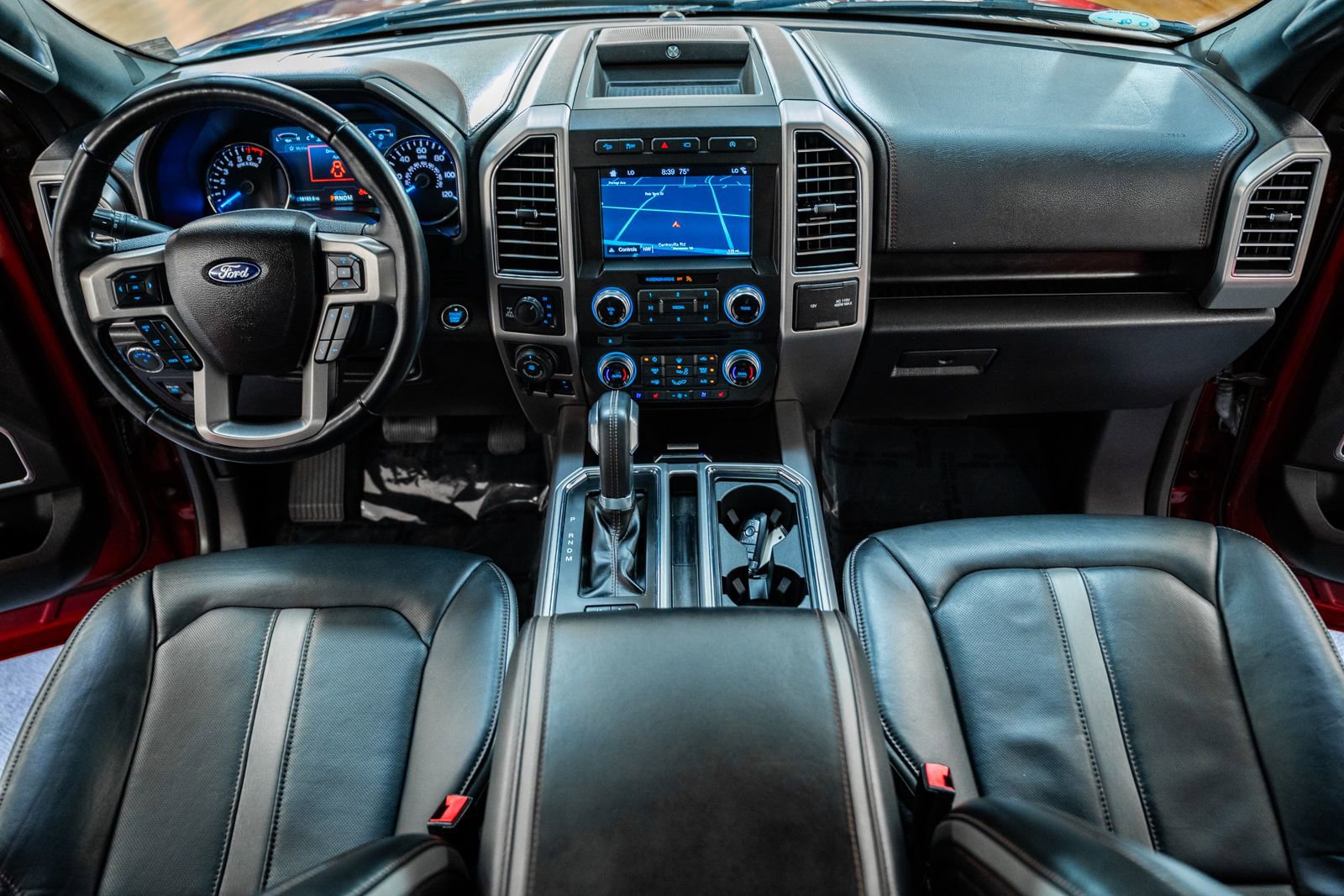 Certified 2018 Ford F150 Platinum w/ Equipment Group 701A Luxury image 31