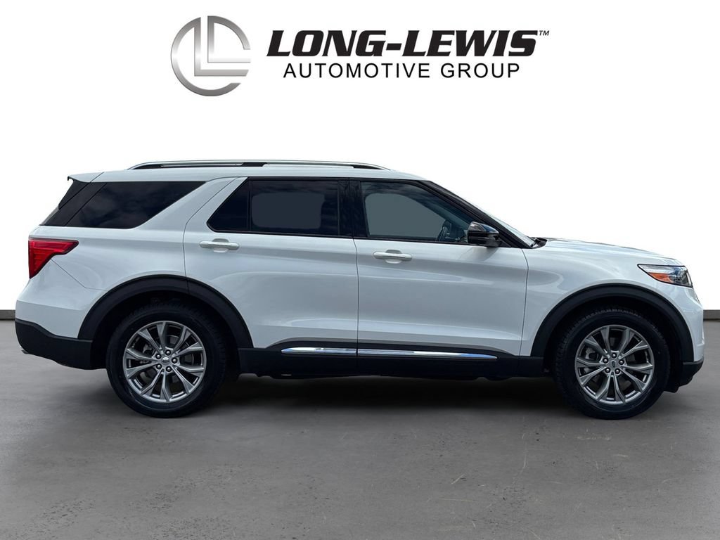 Certified 2022 Ford Explorer Limited w/ Limited Technology Package RWD image 8