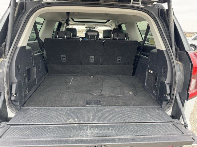 Certified 2025 Ford Expedition Max Platinum image 29