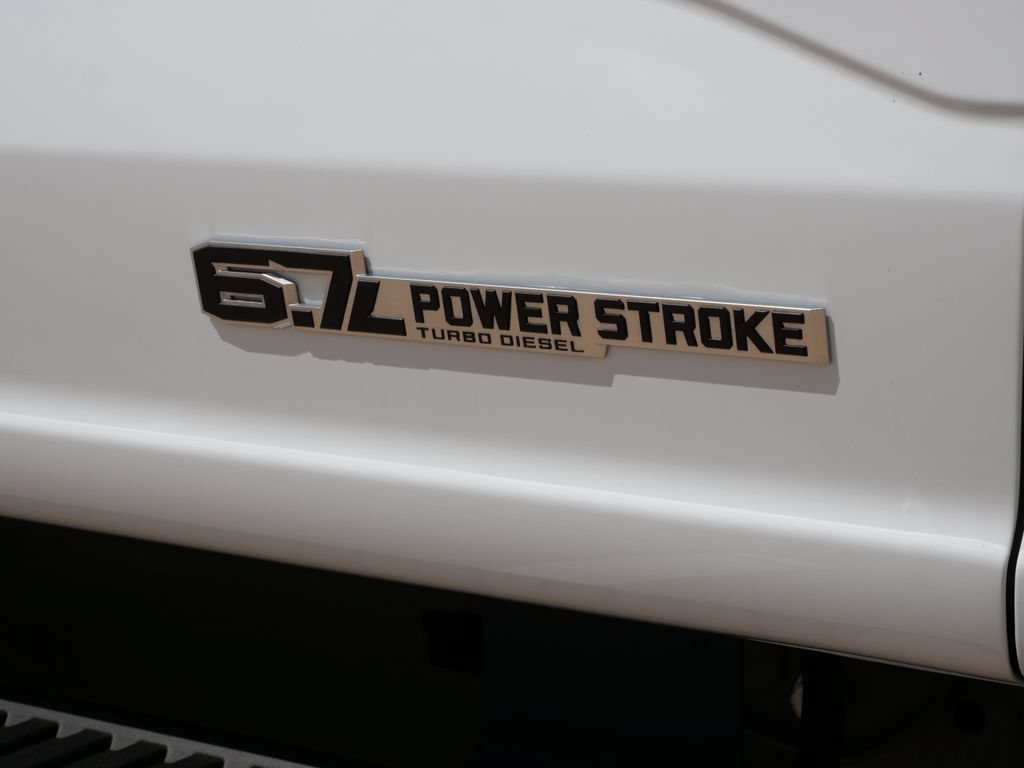 Certified 2026 Ford F550 4x4 Regular Cab Super Duty image 9