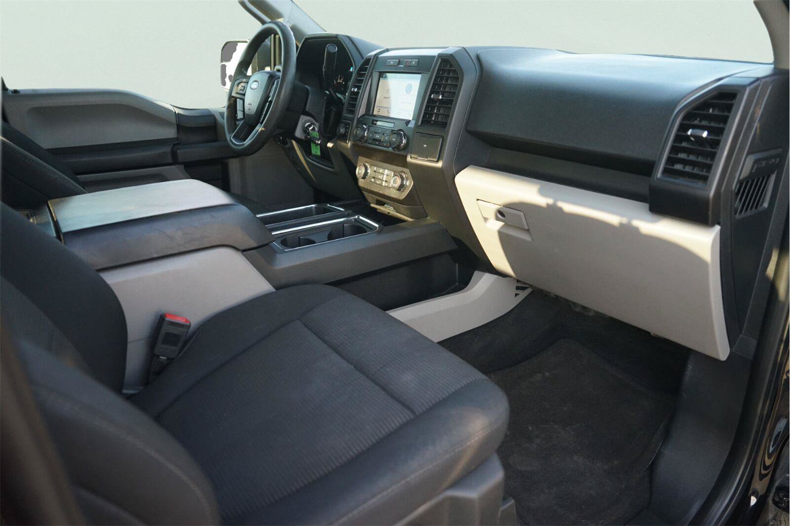 Certified 2019 Ford F150 XL w/ Equipment Group 101A Mid AWD/4WD image 17