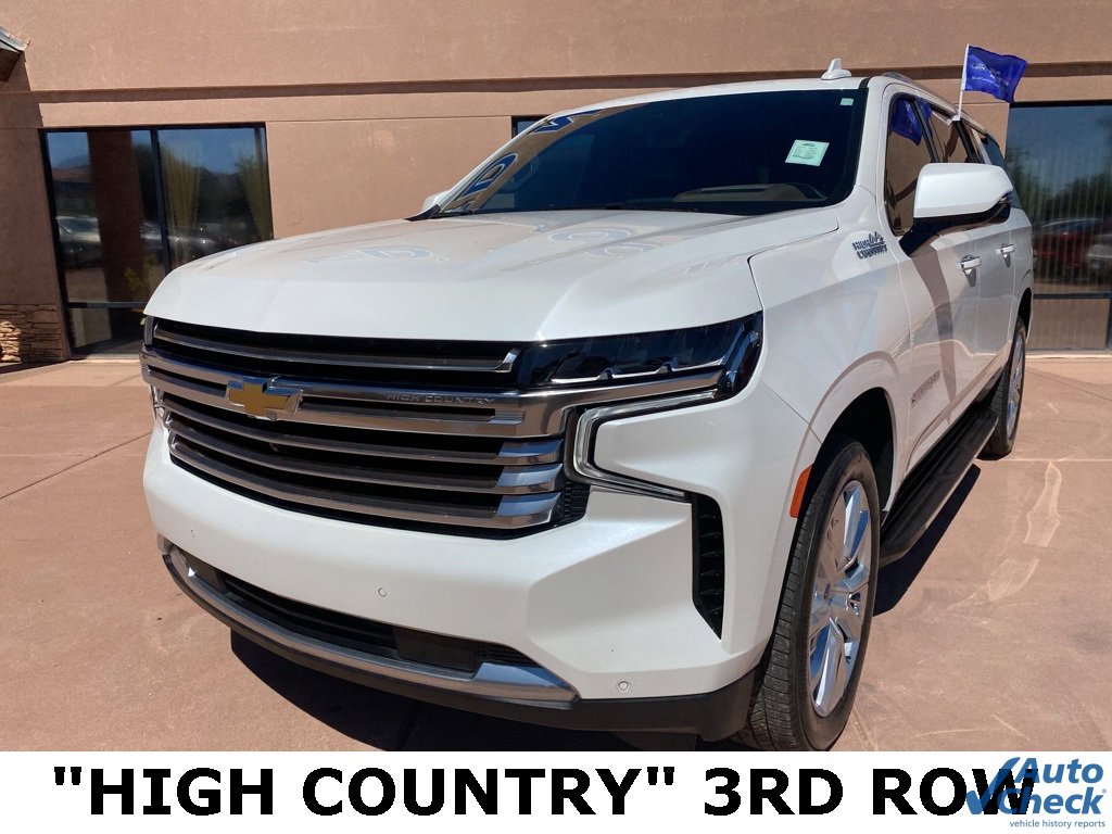 Used 2023 Chevrolet Suburban High Country image 2