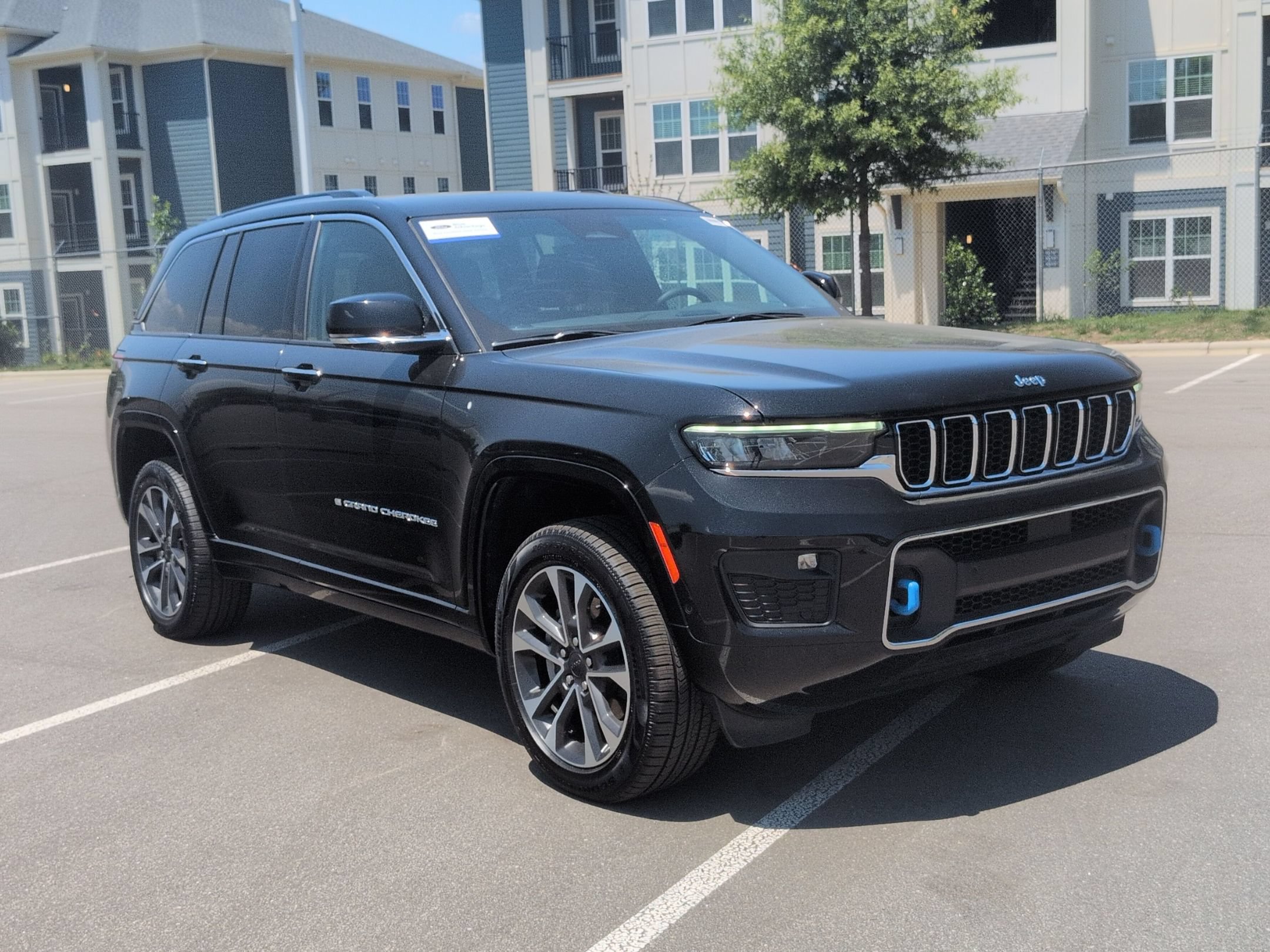 Used 2023 Jeep Grand Cherokee Overland