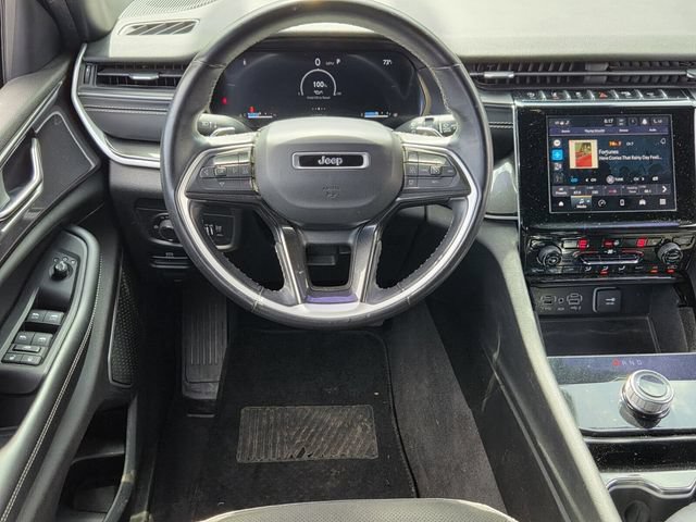 Used 2021 Jeep Grand Cherokee L Laredo RWD image 11