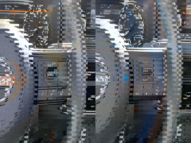 Used 2024 Nissan Rogue SV image 19