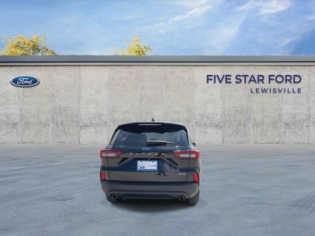 Certified 2025 Ford Escape ST-Line Select AWD/4WD image 7