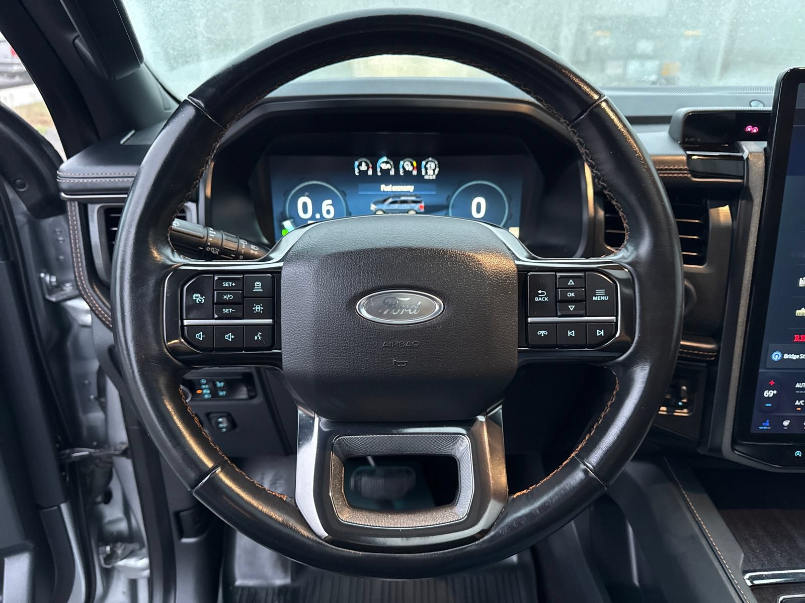 Certified 2023 Ford Expedition Platinum AWD/4WD image 14
