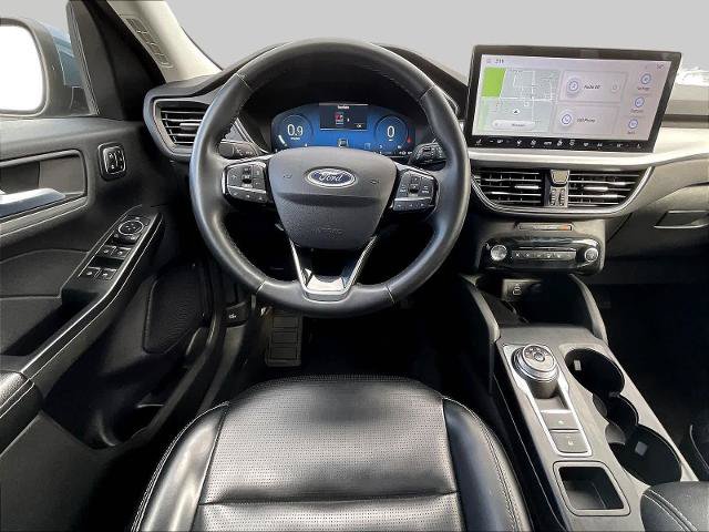 Certified 2024 Ford Escape Platinum AWD/4WD image 10