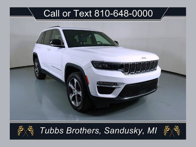 Used 2025 Jeep Grand Cherokee Limited w/ Luxury Tech Group II AWD/4WD image 1