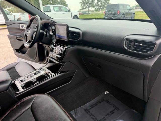 Certified 2022 Ford Explorer ST-Line w/ Class IV Trailer Tow Package AWD/4WD image 41
