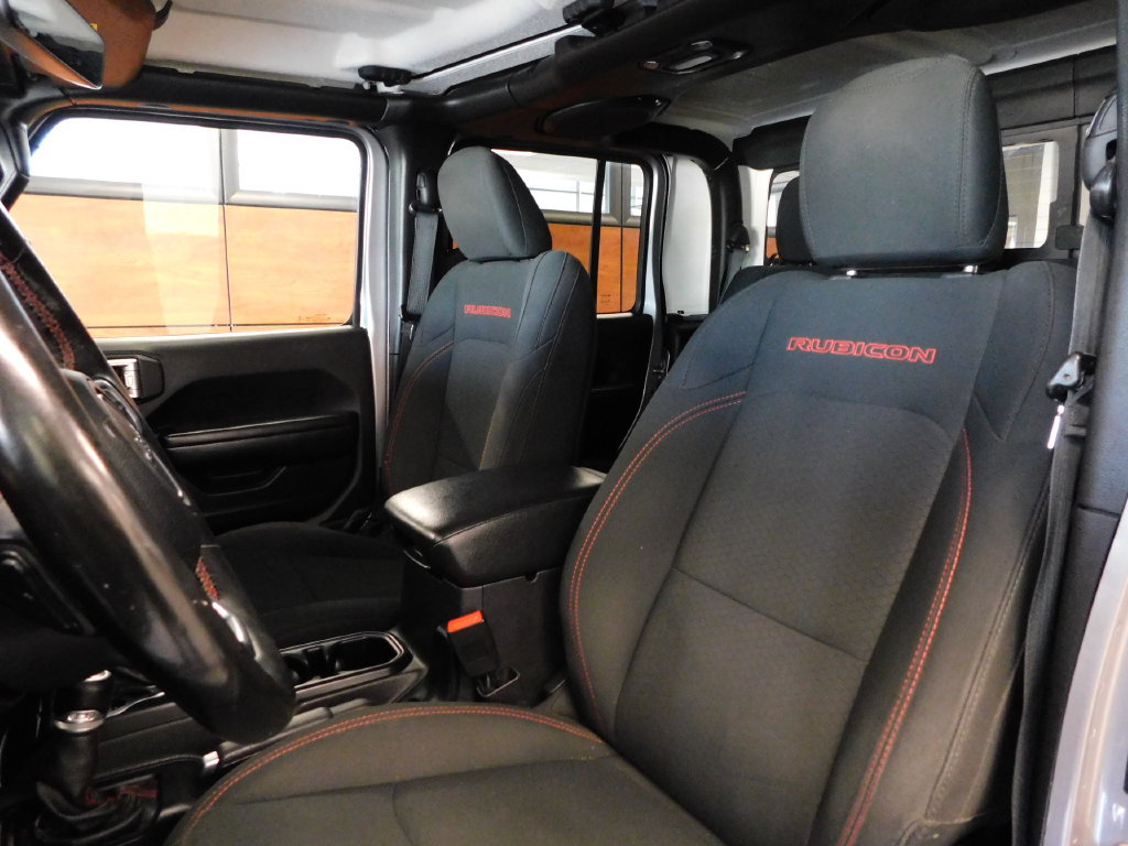 Used 2020 Jeep Gladiator Rubicon w/ Uconnect 4C Nav & Sound Group AWD/4WD image 32