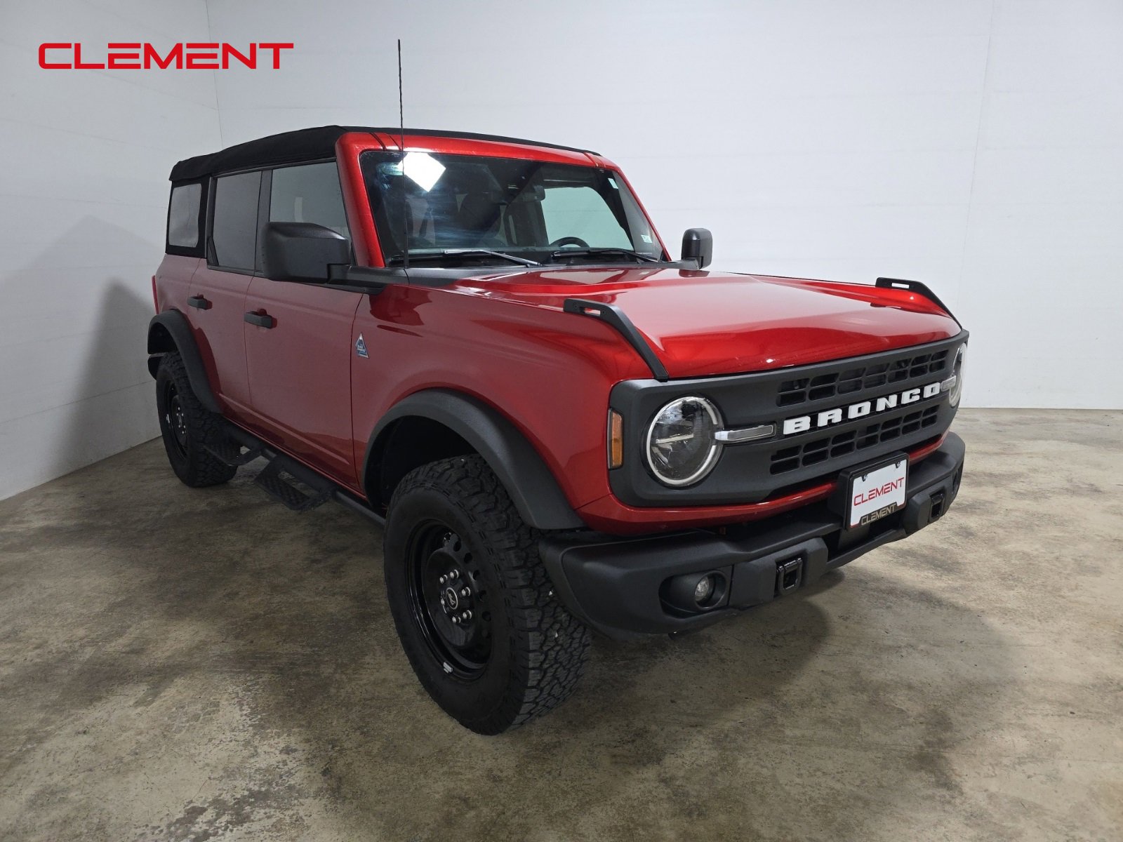 Certified 2023 Ford Bronco Black Diamond image 3