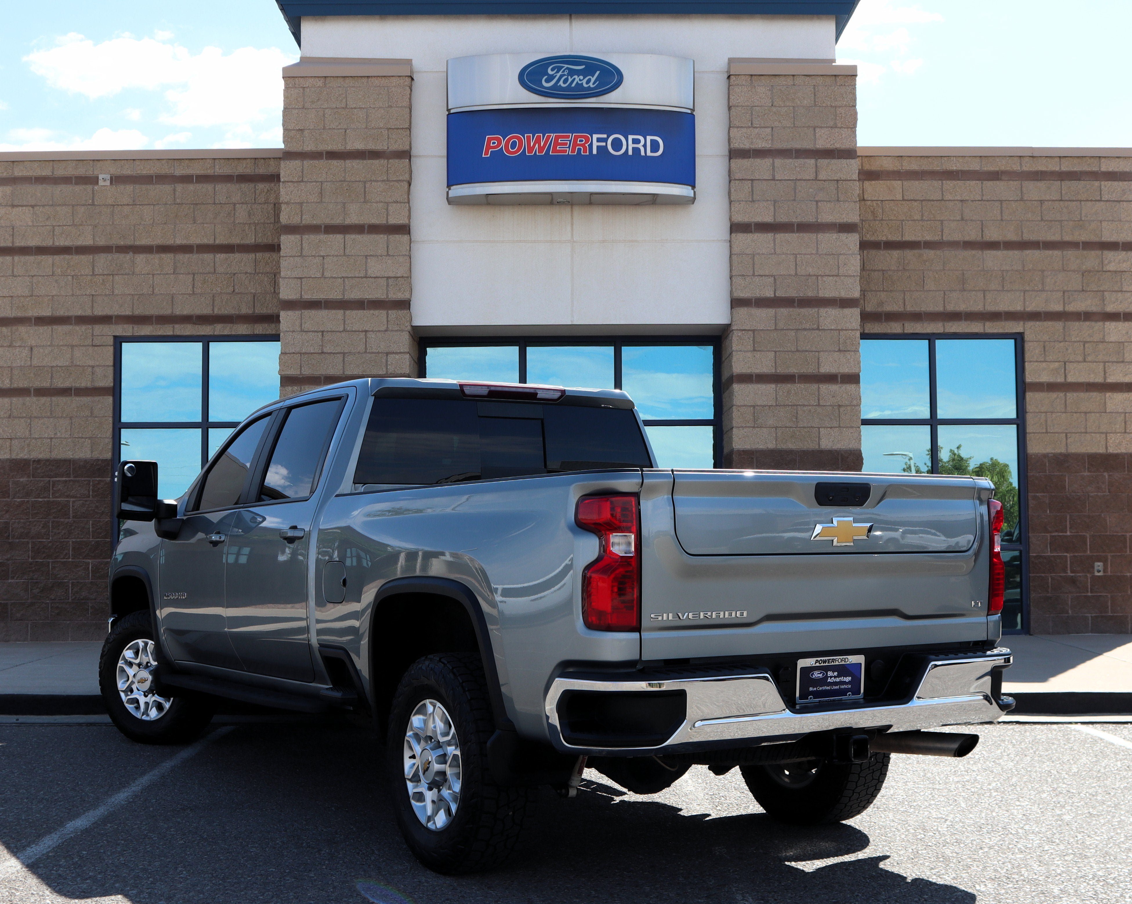 Used 2024 Chevrolet Silverado 2500 LT AWD/4WD image 8
