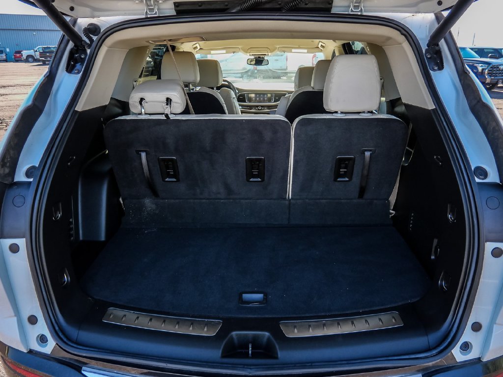 Used 2023 Buick Enclave Essence w/ Sport Touring Edition FWD image 13