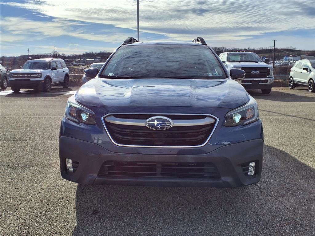 Used 2020 Subaru Outback Premium image 6