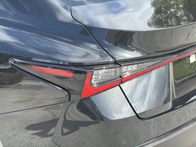 Used 2024 Lexus IS 300 w/ Comfort Package RWD image 8