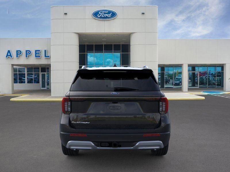Certified 2025 Ford Explorer Platinum image 6