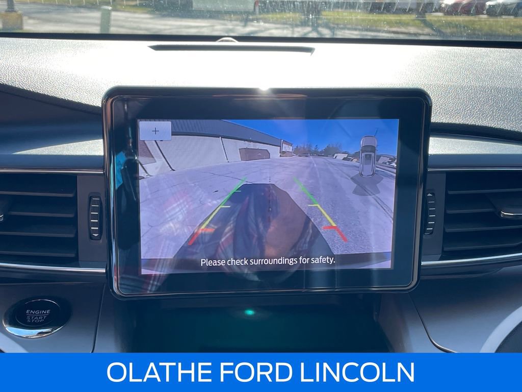 Certified 2022 Ford Explorer XLT w/ Equipment Group 202A image 17